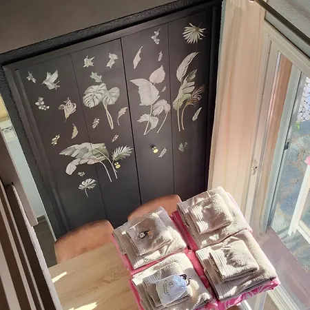 Mini A 5min A Pieds De La Santa Giulia