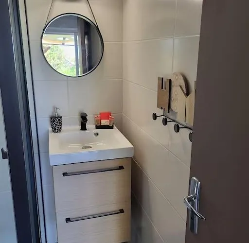 Vakantiehuis Mini A 5min A Pieds De La Santa Giulia *